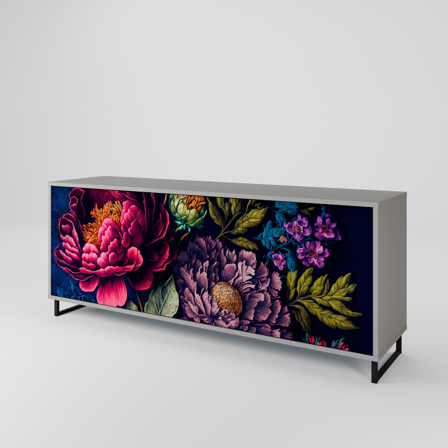 BLOOMING ELEGANCE Skänk med tre dörrar