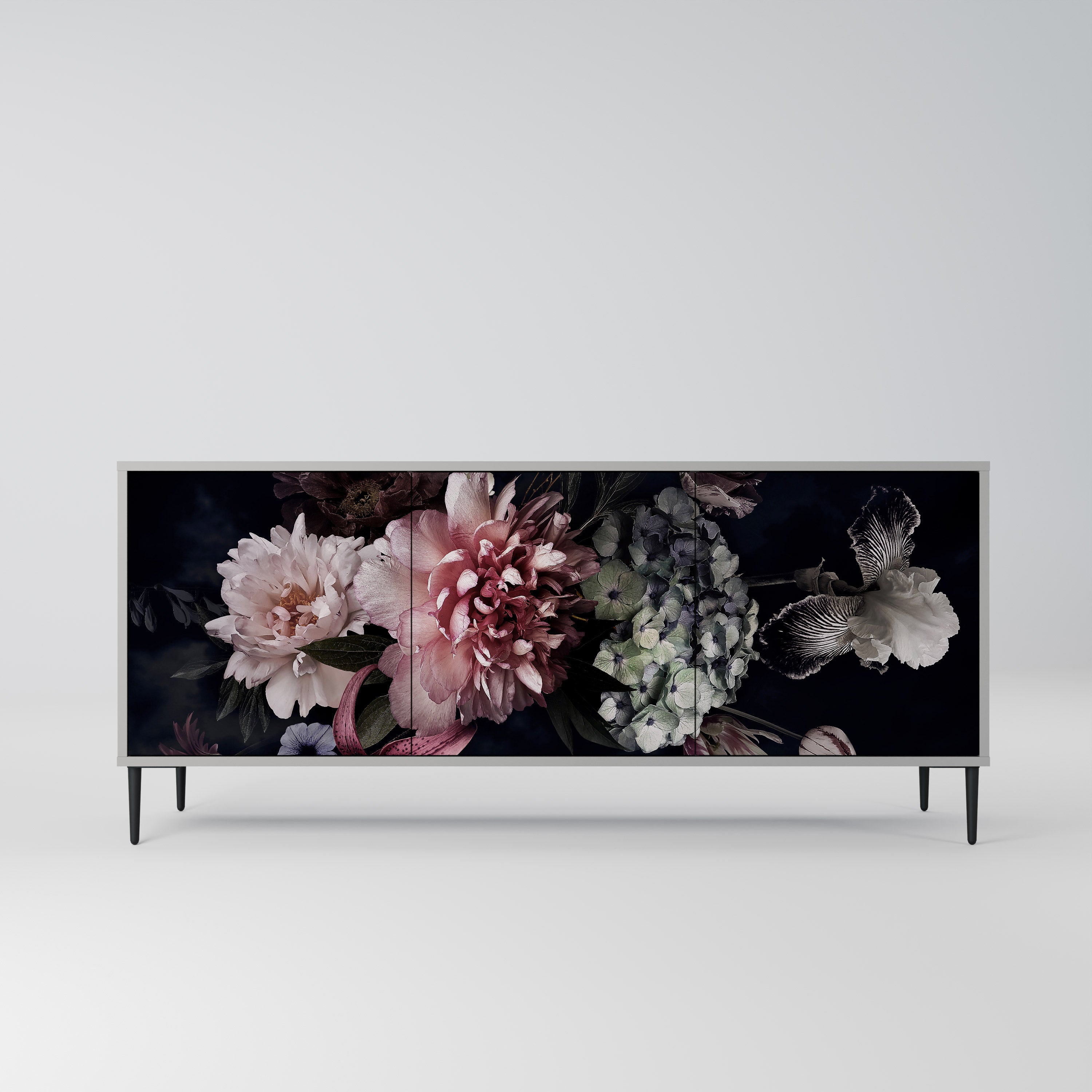 PURE BLOSSOM 3-dörrars skänk i grå finish