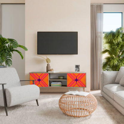 GEOMETRIC BRILLIANCE 2-Door TV Stand in Oak Effect