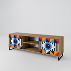 ABSTRACTION AND GEOMETRY 2-Door TV Stand in Oak Effect