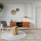 FLOATING THOUGHTS 2-Door TV Stand in Oak Effect