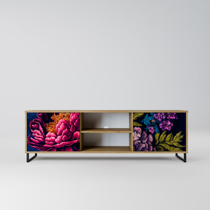 BLOOMING ELEGANCE 2-dörrars TV-bänk i ekeffekt