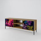 BLOOMING ELEGANCE 2-Door TV Stand in Oak Effect