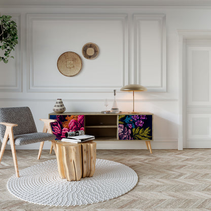 BLOOMING ELEGANCE 2-dörrars TV-bänk i ekeffekt
