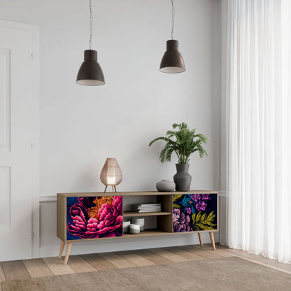 BLOOMING ELEGANCE 2-dörrars TV-bänk i ekeffekt