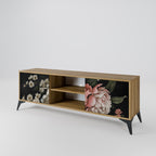 LUSH ELEGANCE 2-Door TV Stand in Oak Effect