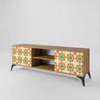 FLORAL DECOR 2-Door TV Stand in Oak Effect