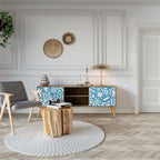 BLOOMY MORNING 2-Door TV Stand in Oak Effect