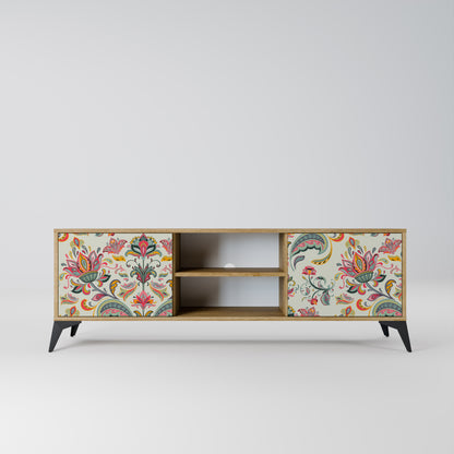 ORGANIC FOLKLORE 2-Door TV Stand in Oak Effect