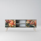 STYLISH BEAUTY 2-dörrars TV-bänk i grå finish