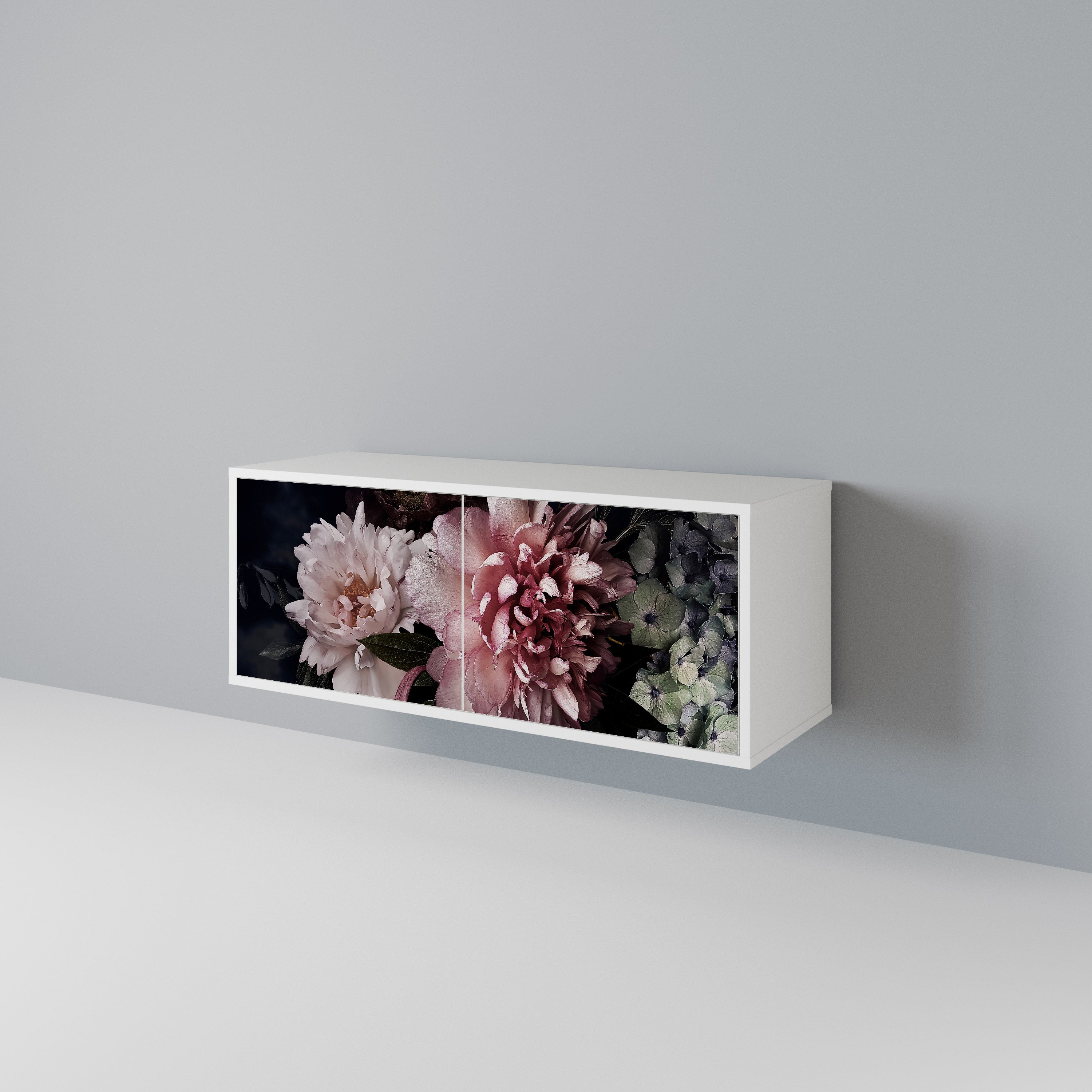 PURE BLOSSOM Kompakt TV-bänk med 2 dörrar
