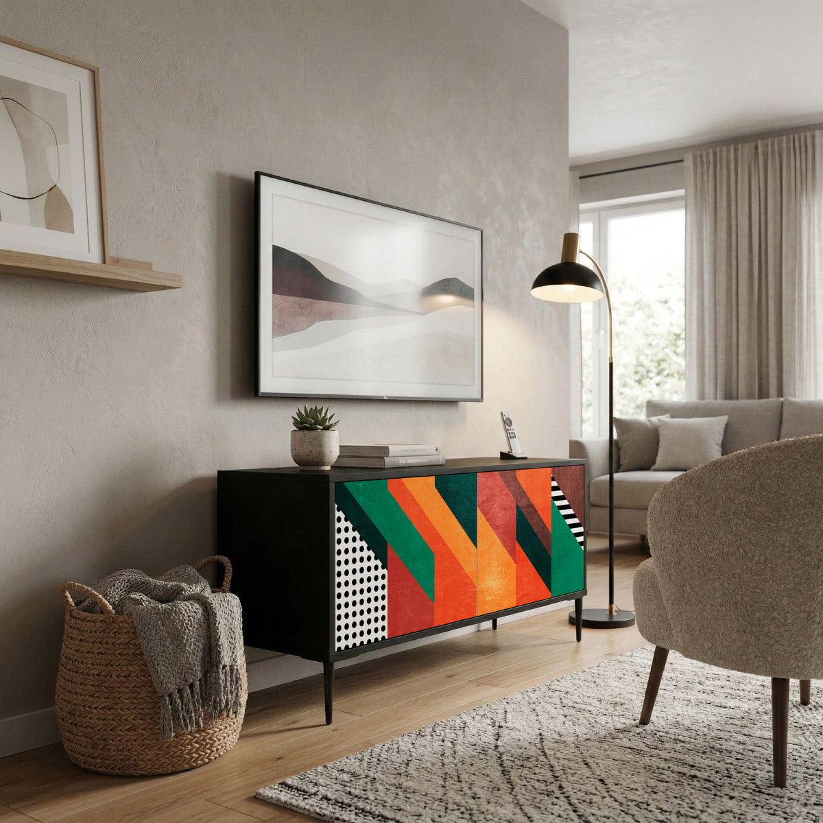 MAKESHIFT ARTISTRY Kompakt TV-bänk med 2 dörrar