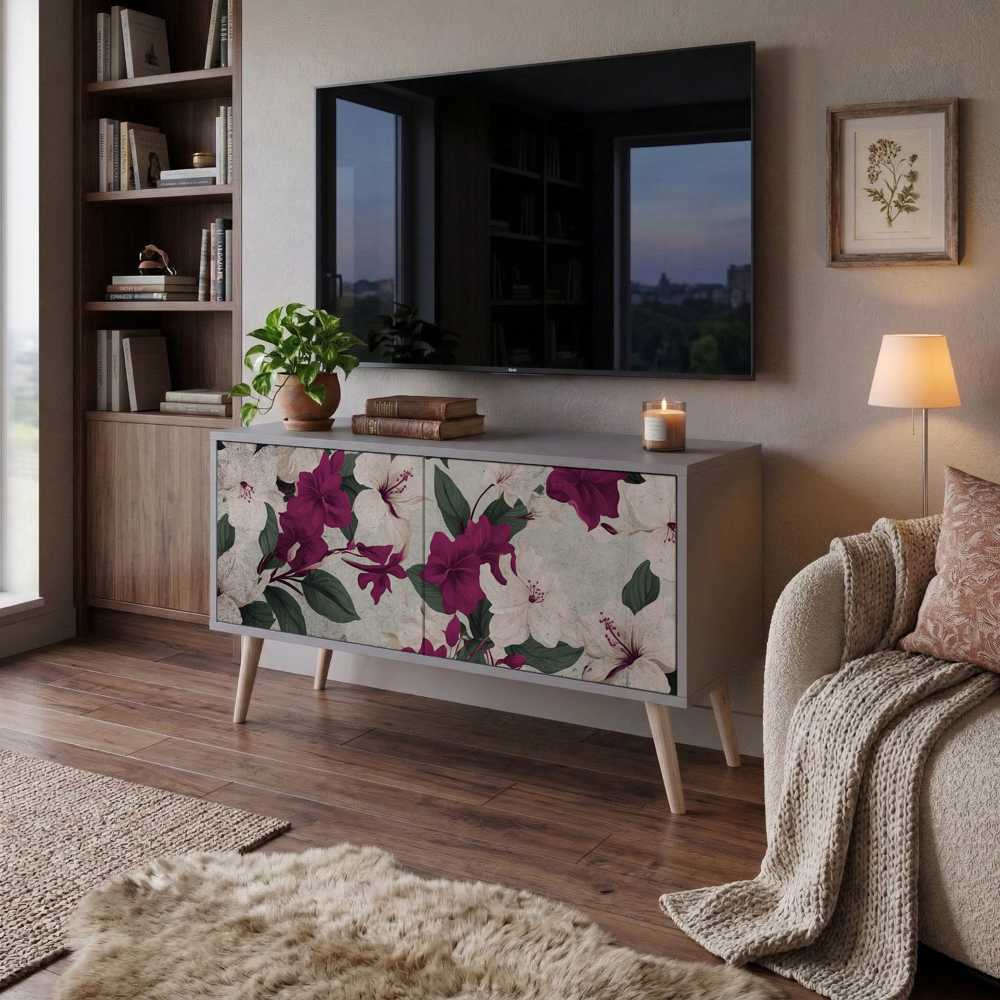 FLOWERET DREAM Kompakt TV-bänk med 2 dörrar