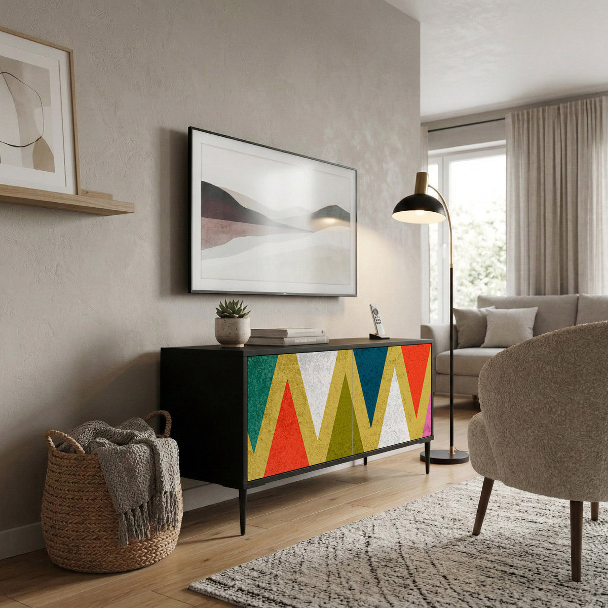 COLORFUL TRIANGLES Kompakt TV-bänk med 2 dörrar