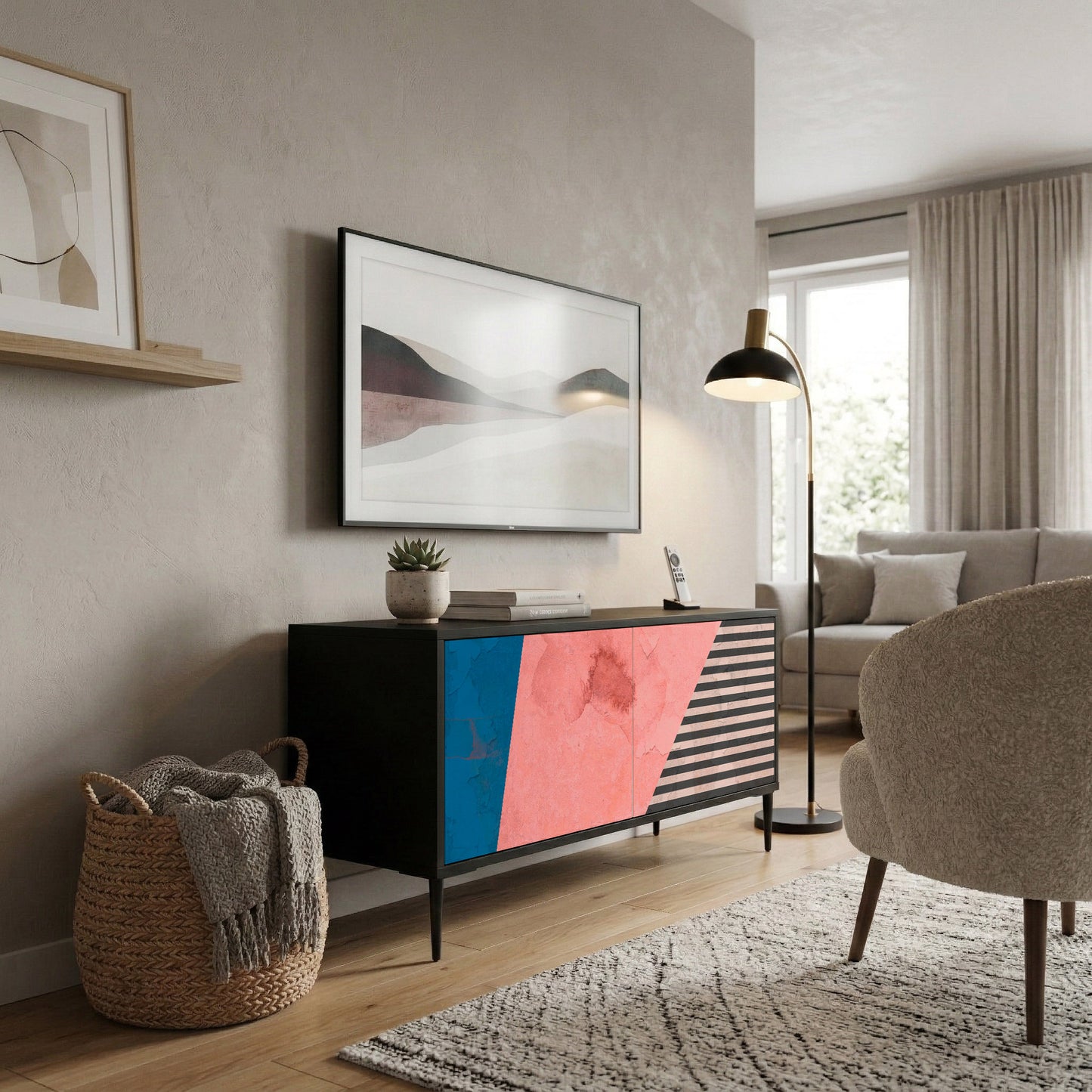GLAMOROUS STRIPE Kompakt TV-bänk med 2 dörrar
