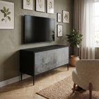 CONCRETE WALL Kompakt TV-bänk med 2 dörrar