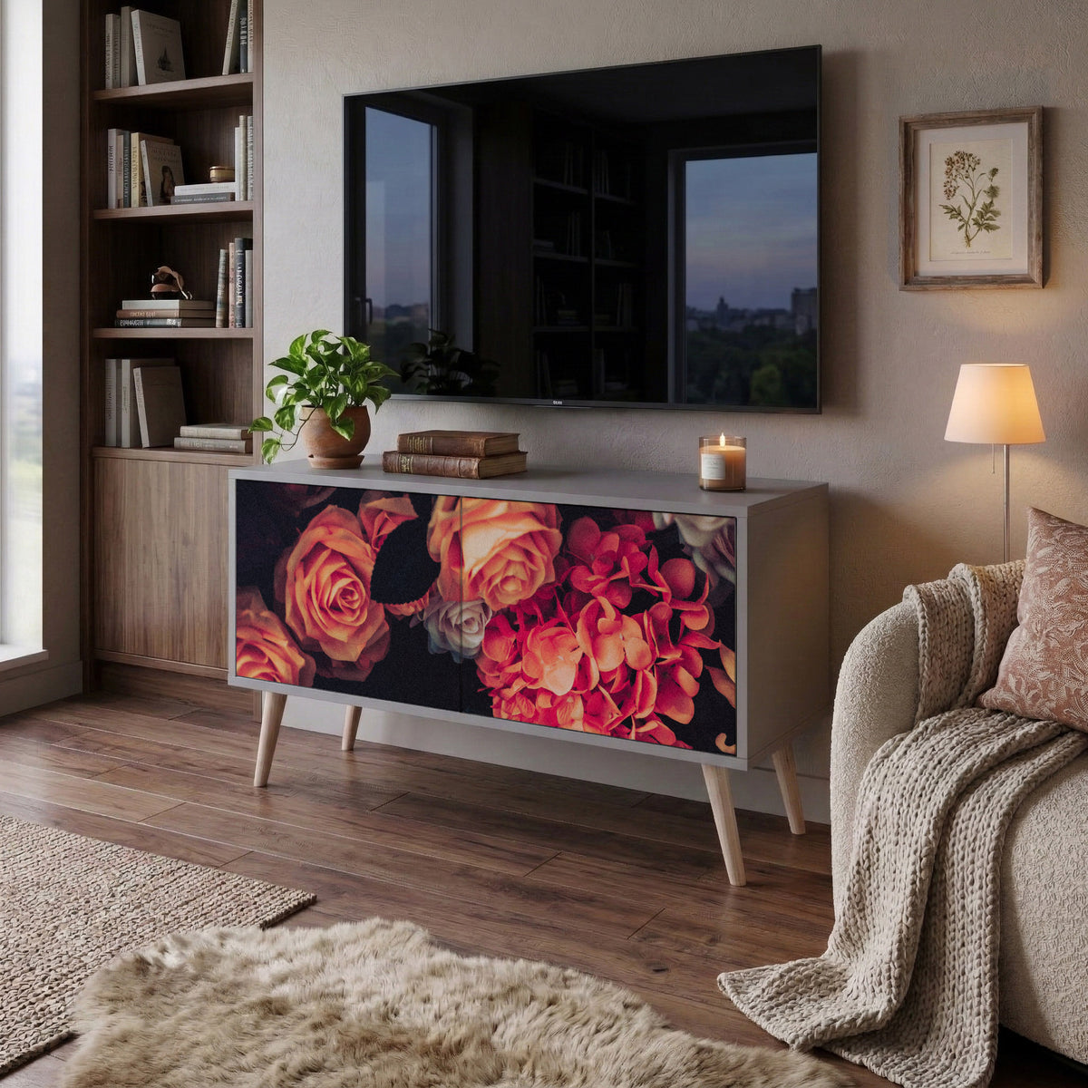 NEVERENDING BLOOM Kompakt TV-bänk med 2 dörrar