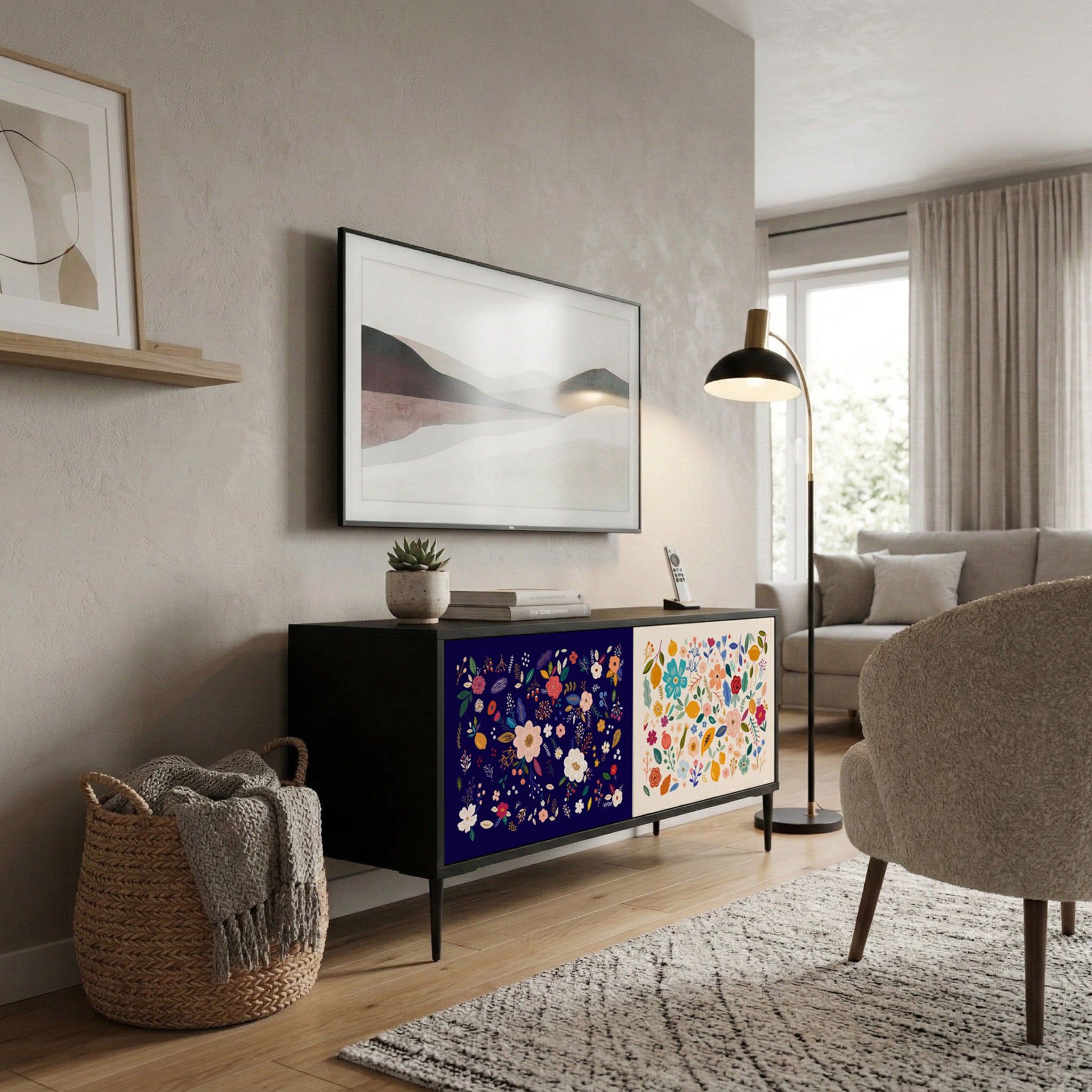 FLORAL COMBINATION Kompakt TV-bänk med 2 dörrar