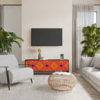 GEOMETRIC BRILLIANCE 3-dörrars TV-bänk i svart finish