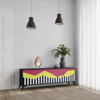 PIANO FANTASY 3-dörrars TV-bänk i svart finish