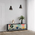 KANAGAWA BEAUTY 3-dörrars TV-bänk i svart finish