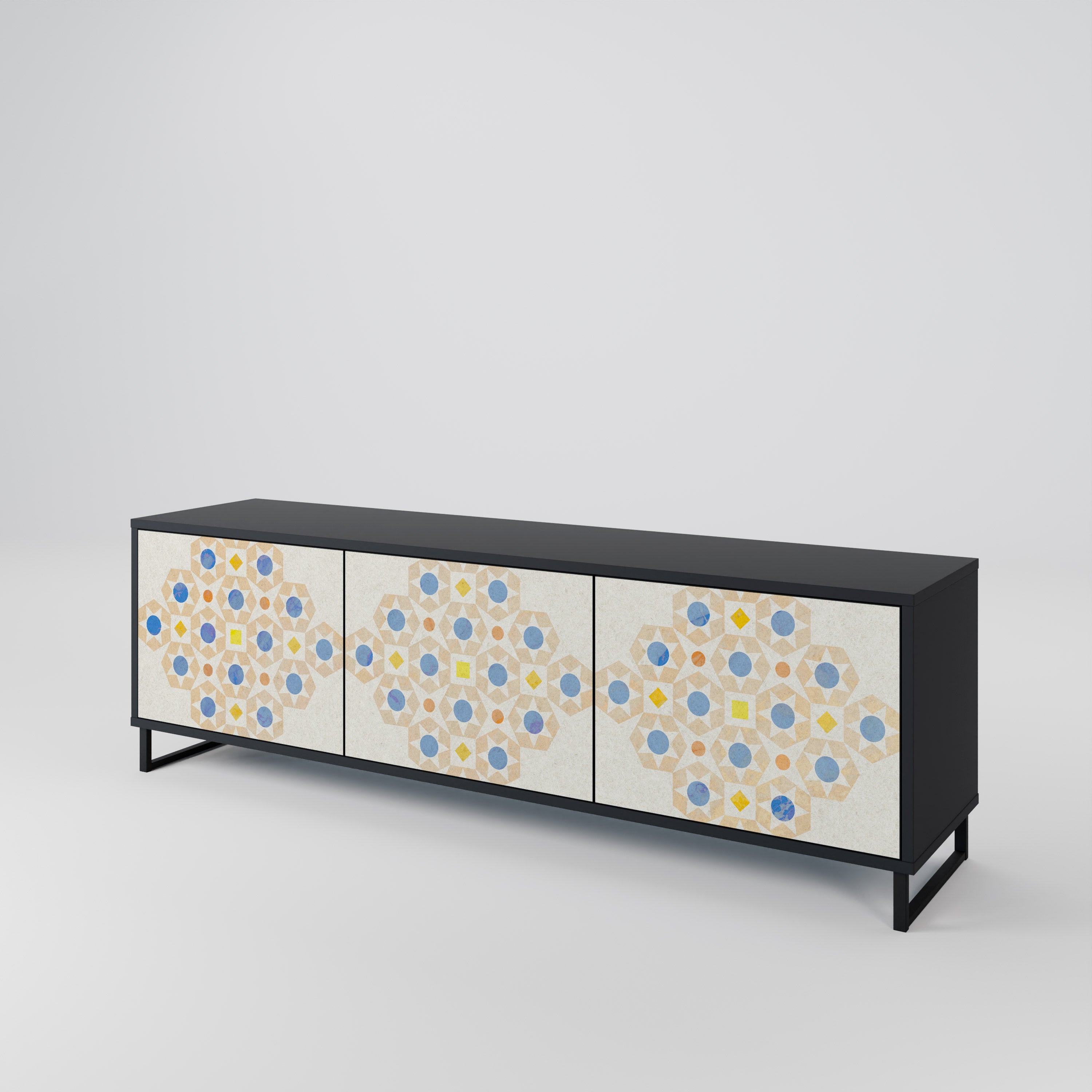 PATTERNED PRISM TV-bänk med 3 dörrar