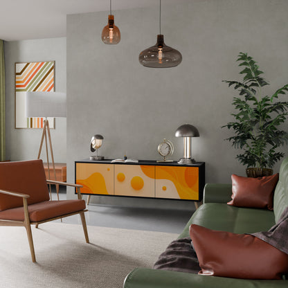 ORANGE ARRANGEMENT TV-bänk med 3 dörrar i svart finish