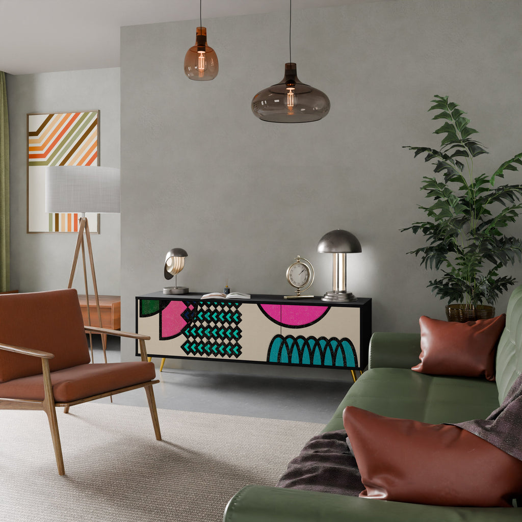 GEOMETRIC RHAPSODY TV-bänk med 3 dörrar i svart finish