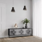 GAMER CHOICE TV-bänk med 3 dörrar i svart finish