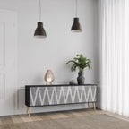 SOLID ZIG ZAG 3-dörrars TV-bänk i svart finish