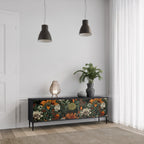 MIDNIGHT SPROUT 3-dörrars TV-bänk i svart finish