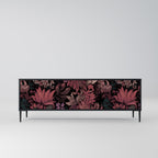 FLORAL WHISPER 3-dörrars TV-bänk i svart finish