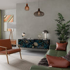 TWILIGHT BLOOM 3-dörrars TV-bänk i svart finish