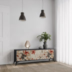 PETAL HARMONY 3-dörrars TV-bänk i svart finish