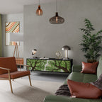 WILDERNESS DASH 3-dörrars TV-bänk i svart finish