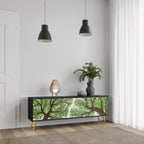 WILDERNESS DASH 3-dörrars TV-bänk i svart finish