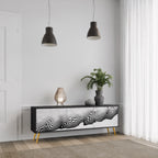 MONOKROM MIRAGE 3-dörrars TV-bänk i svart finish