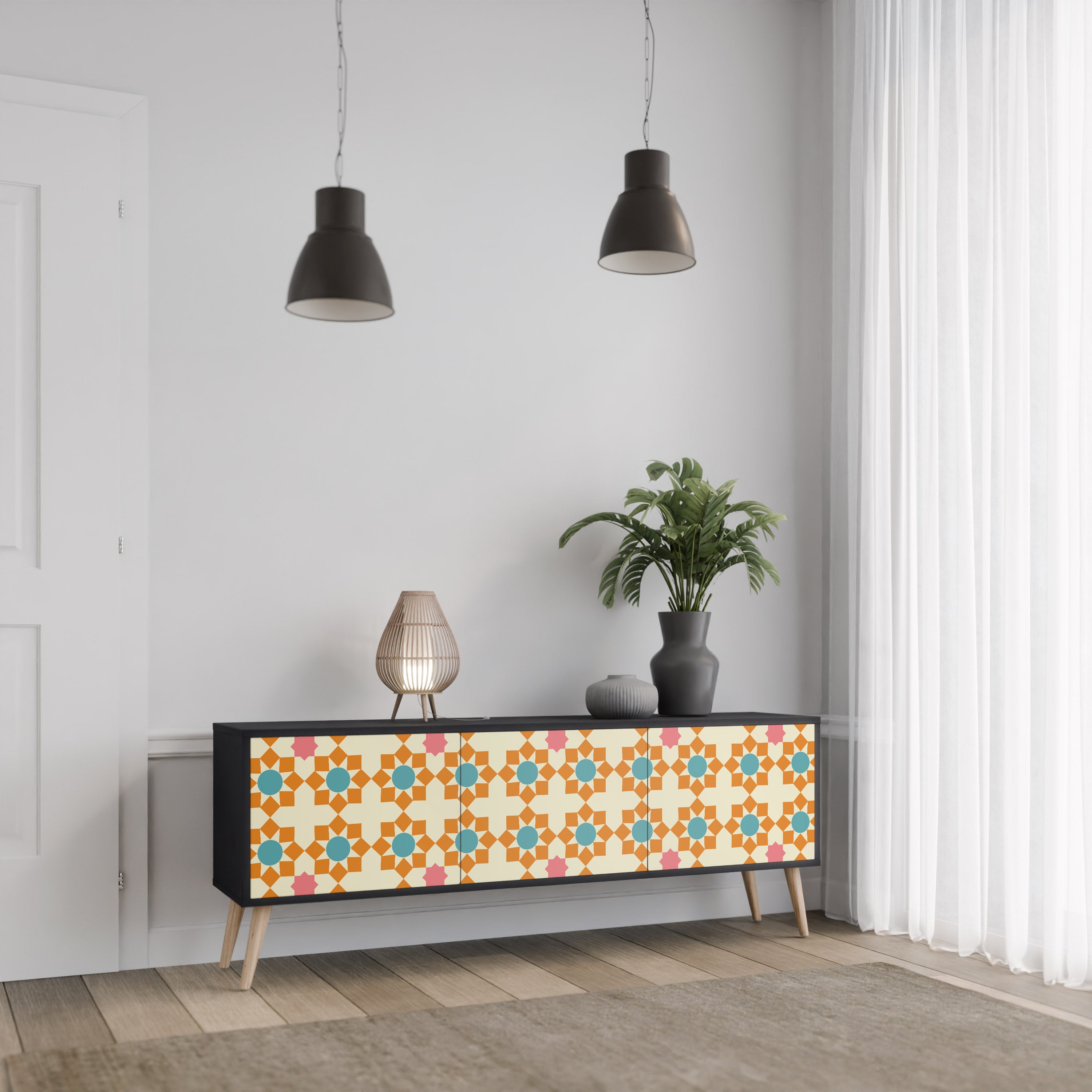FLORAL DECOR 3-dörrars TV-bänk i svart finish