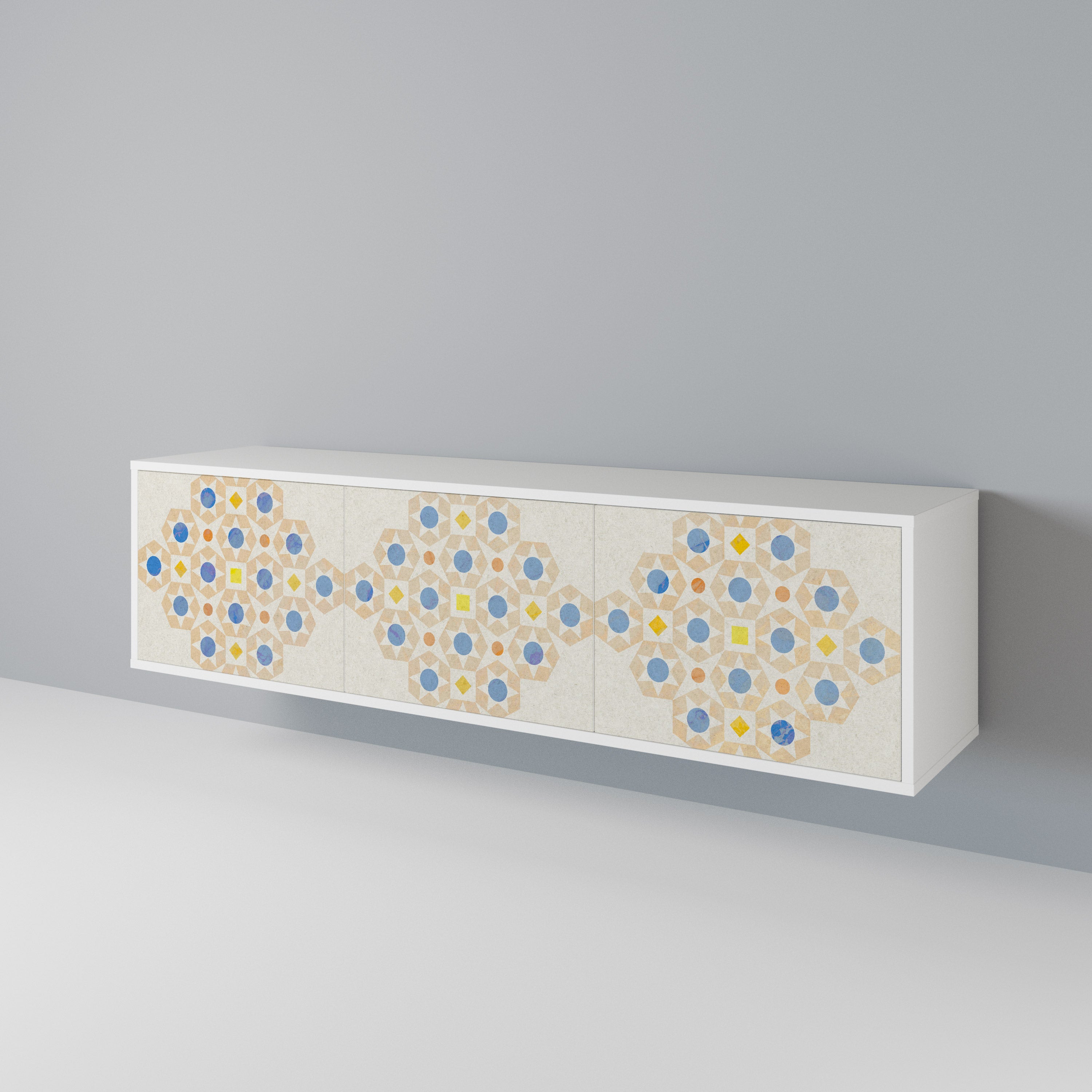 PATTERNED PRISM TV-bänk med 3 dörrar