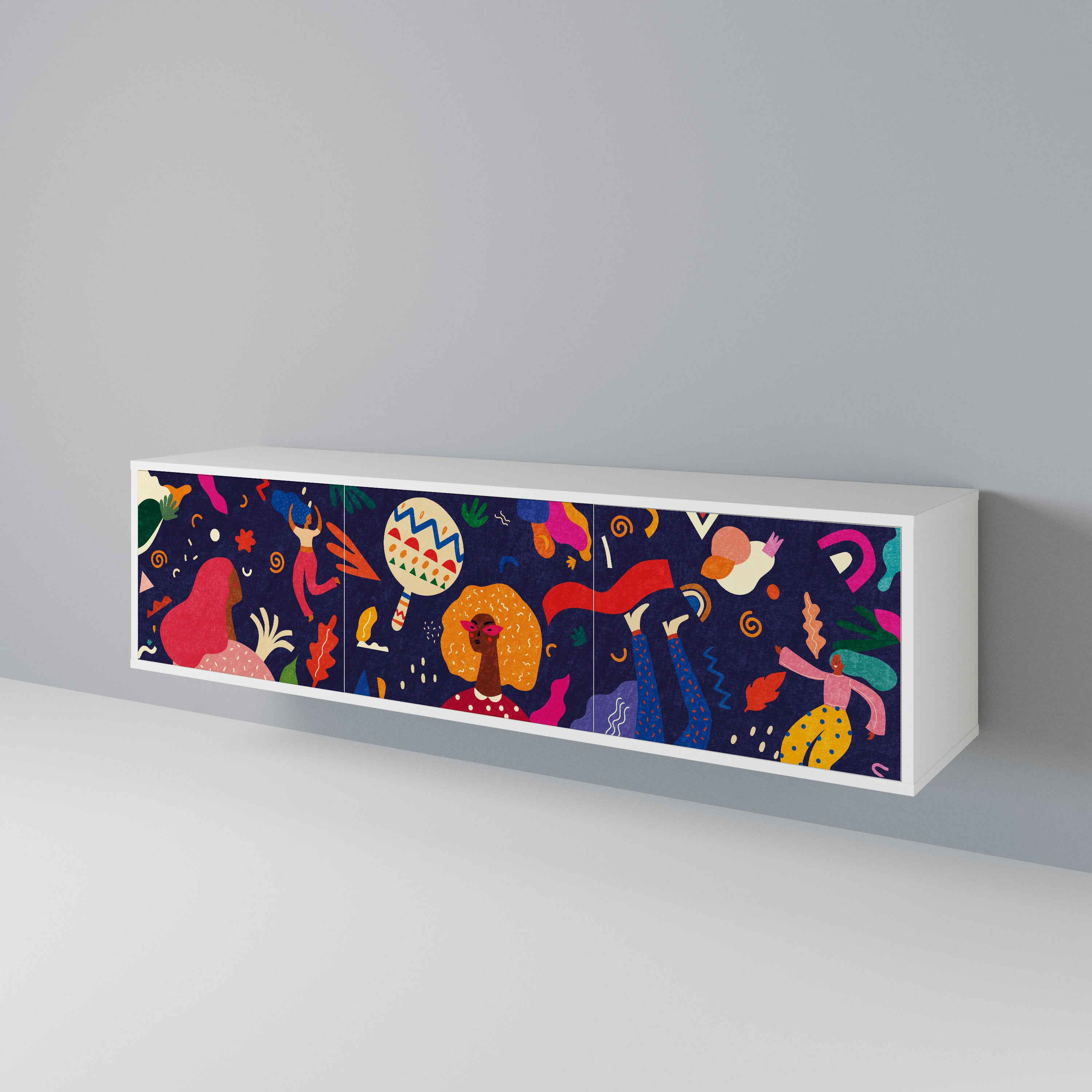 FESTIVE PLEASURES TV-bänk med 3 dörrar