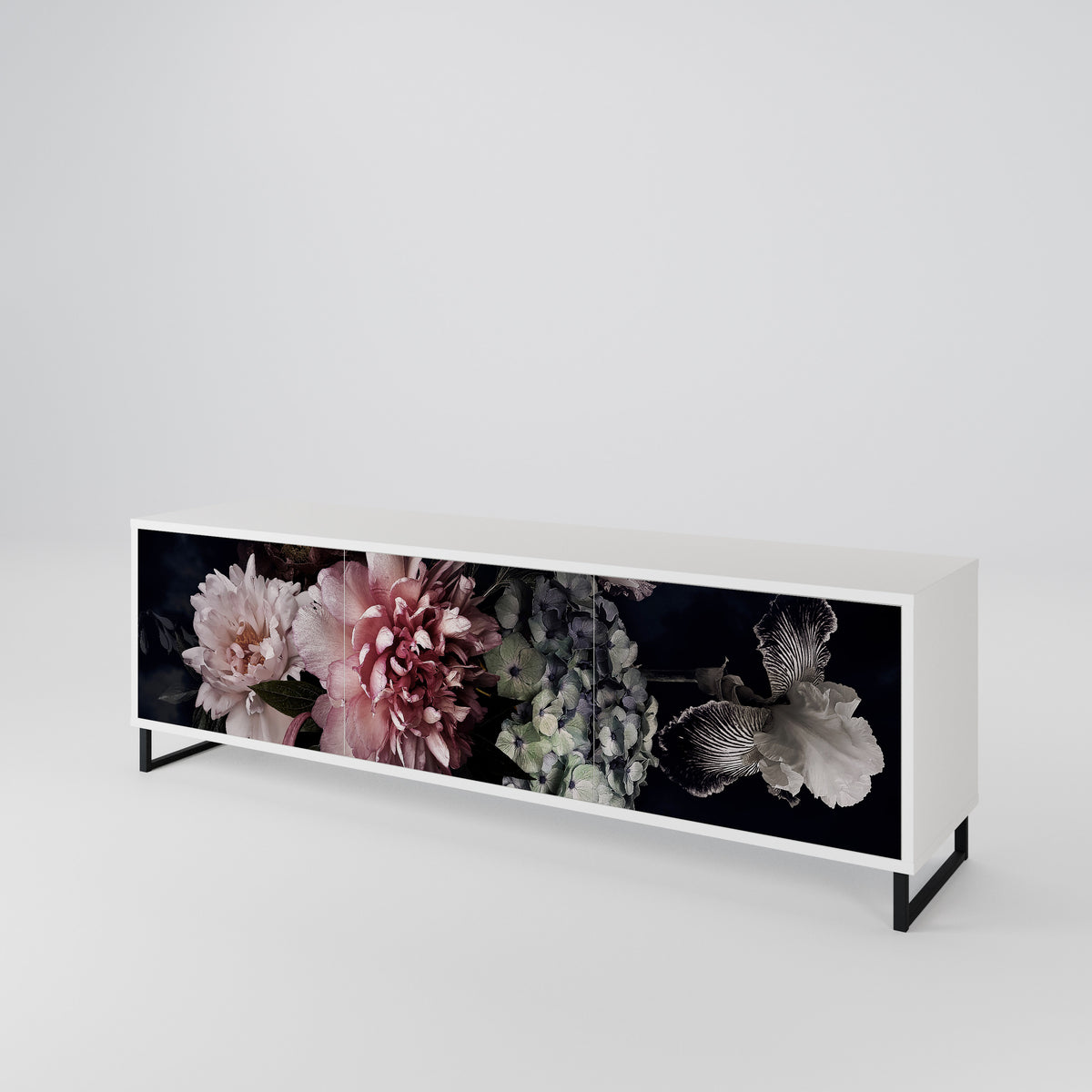 PURE BLOSSOM TV-bänk med 3 dörrar