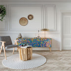 MEMORIES MAP 3-Door TV Stand in Oak Effect