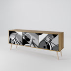 BIKE ENERGY 3-Door TV Stand in Oak Effect