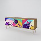 BIKE DREAMS 3-Door TV Stand in Oak Effect