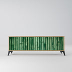 NATURGRÖN TV-bänk med 3 dörrar i ekeffekt