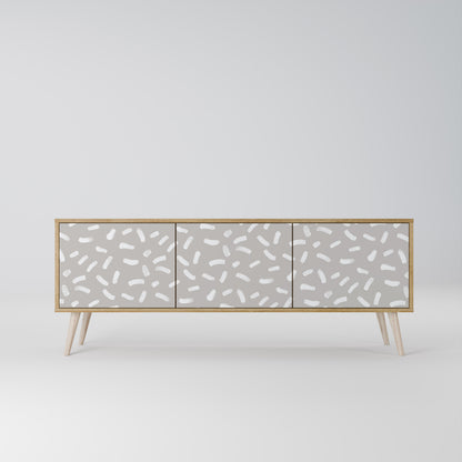 PASSING SECONDS 3-Door TV Stand in Oak Effect