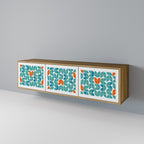 BE THE CHANGE TV-bänk med 3 dörrar i ekeffekt