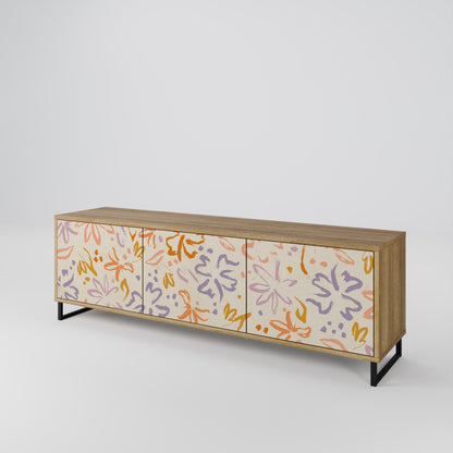 SPRING WHIMSY TV-bänk med 3 dörrar i ekeffekt