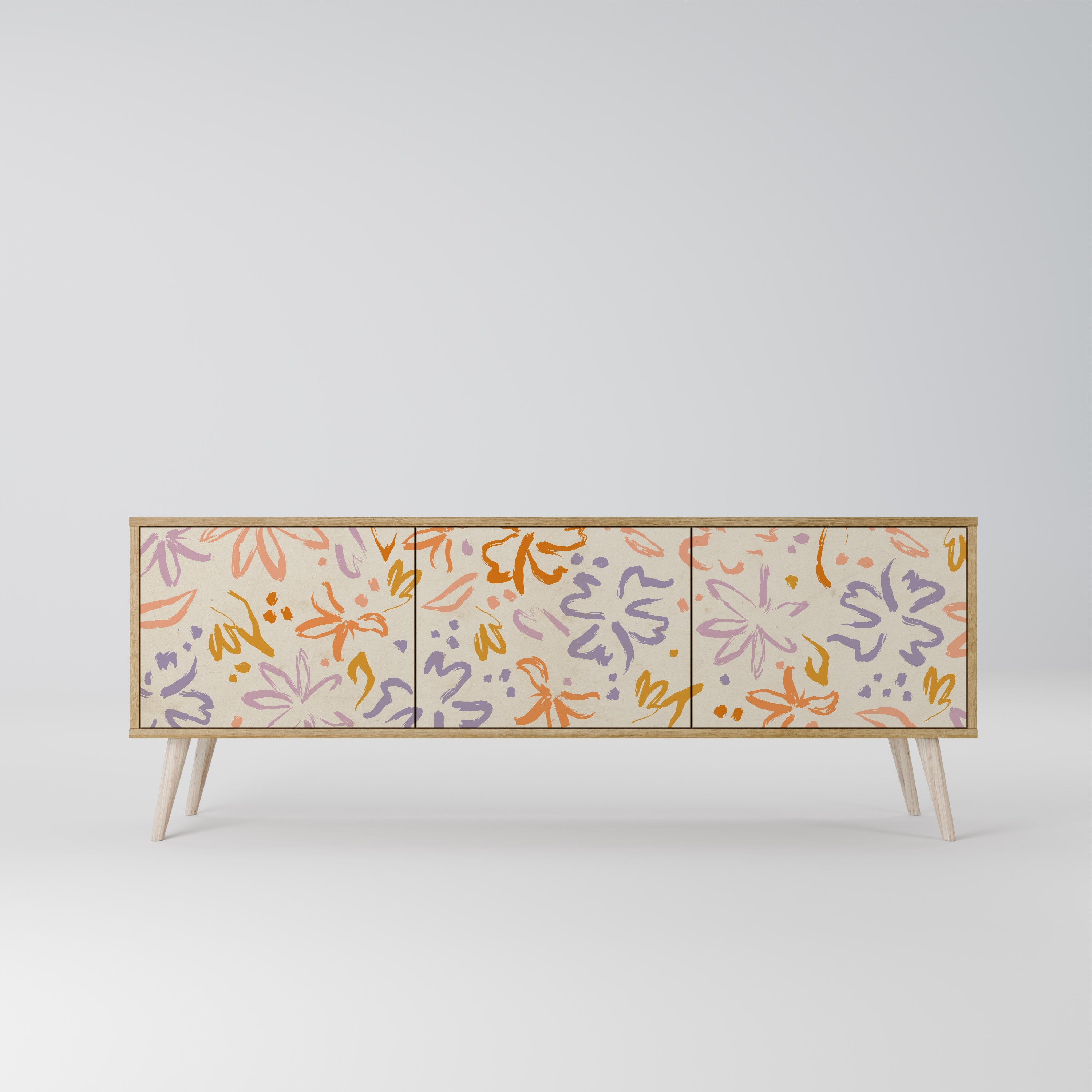 SPRING WHIMSY TV-bänk med 3 dörrar i ekeffekt