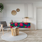 SPRING THOUGHTS TV-bänk med 3 dörrar